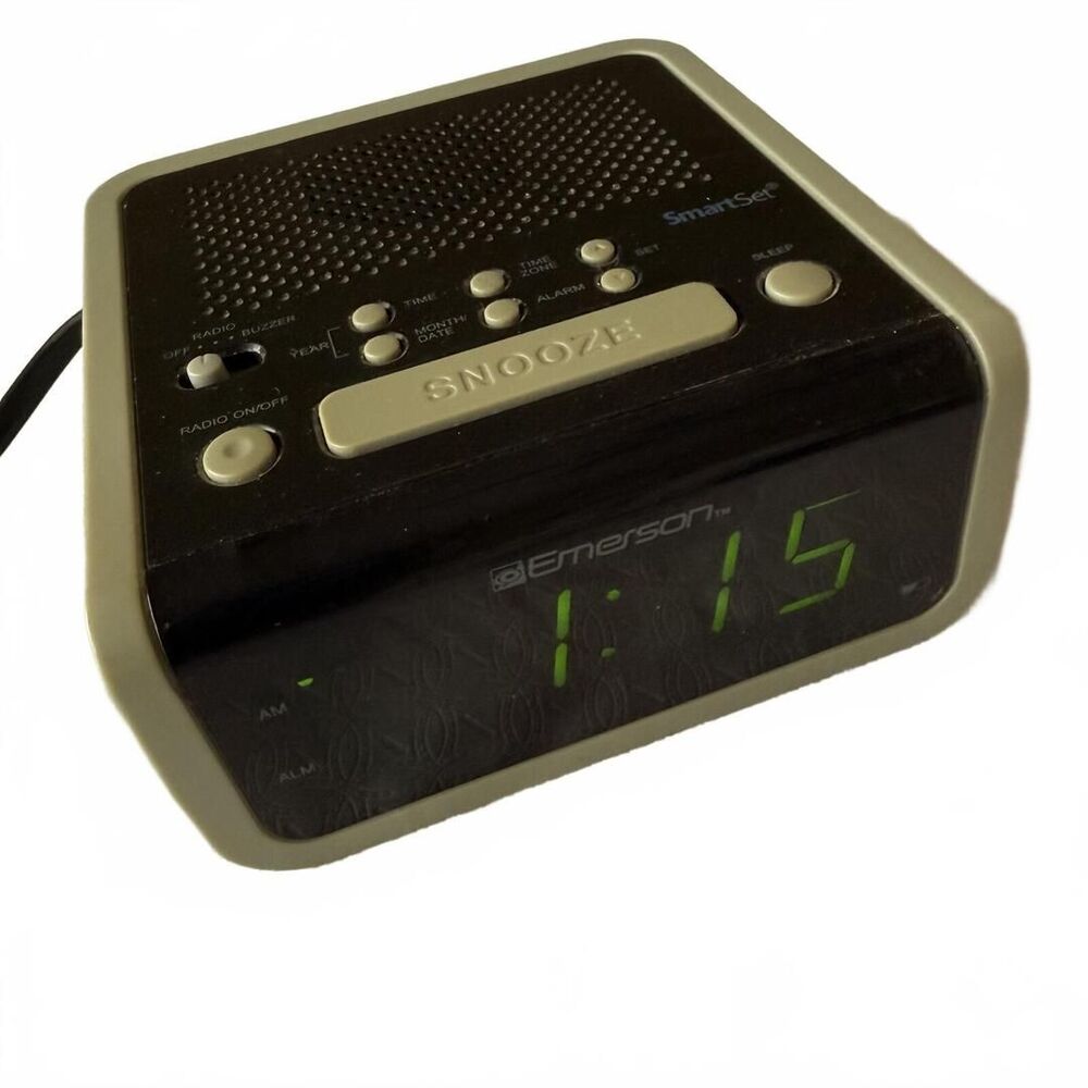 Emerson SmartSet Digital Alarm Clock Radio CKS1702